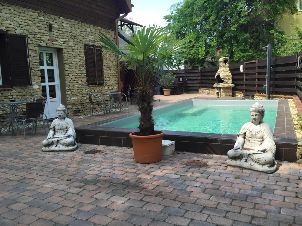 Smeraldo Villa Siofok Exterior photo